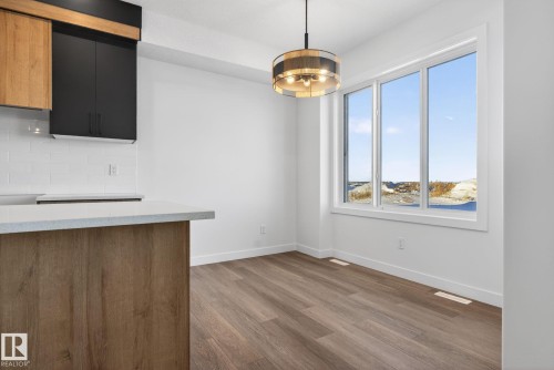 155 Pierwyck Loop, Spruce Grove, AB - Indoor Photo Showing Other Room