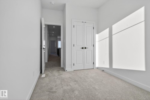 155 Pierwyck Loop, Spruce Grove, AB - Indoor Photo Showing Other Room