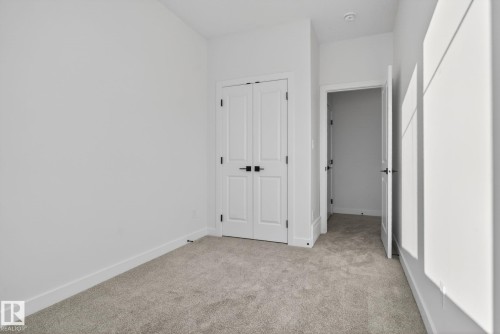 155 Pierwyck Loop, Spruce Grove, AB - Indoor Photo Showing Other Room
