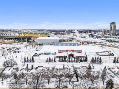 10851 92 Street, Edmonton, AB - Outdoor With View