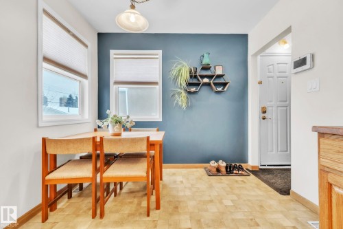 10851 92 Street, Edmonton, AB - Indoor