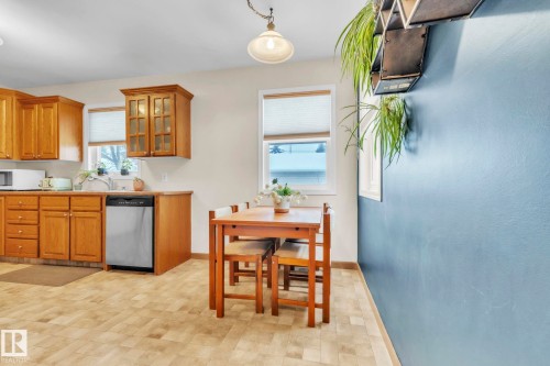 10851 92 Street, Edmonton, AB - Indoor Photo Showing Other Room