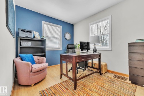 10851 92 Street, Edmonton, AB - Indoor Photo Showing Office