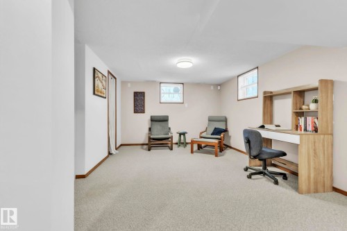 10851 92 Street, Edmonton, AB - Indoor