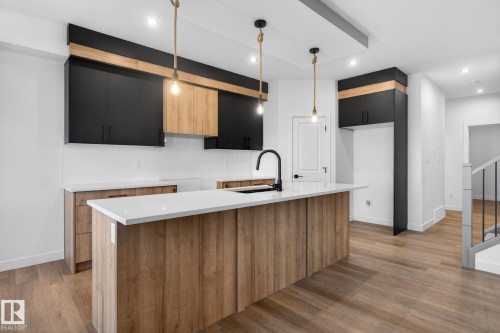 157 Pierwyck Loop, Spruce Grove, AB - Indoor Photo Showing Kitchen