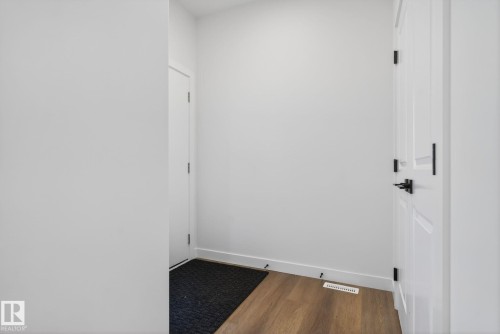157 Pierwyck Loop, Spruce Grove, AB - Indoor Photo Showing Other Room