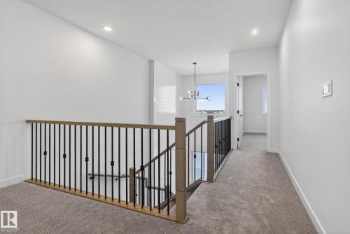 157 Pierwyck Loop, Spruce Grove, AB - Indoor Photo Showing Other Room