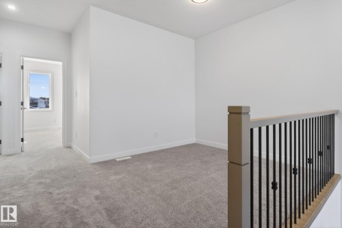 157 Pierwyck Loop, Spruce Grove, AB - Indoor Photo Showing Other Room