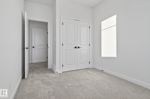 157 Pierwyck Loop, Spruce Grove, AB - Indoor Photo Showing Other Room