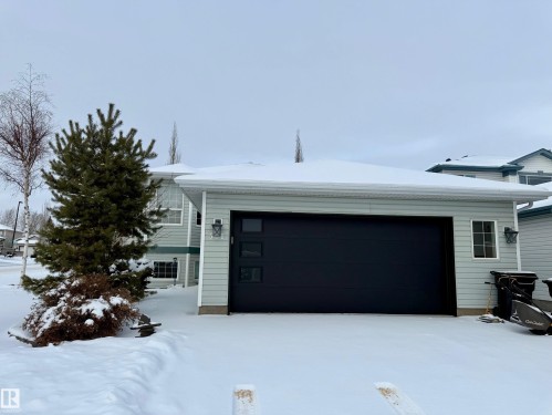 501 FORREST Drive  Sherwood Park, AB T8A 6L3