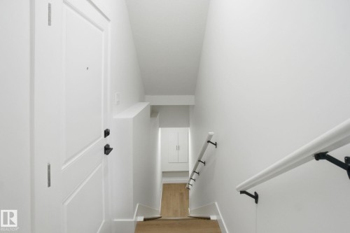 12307 91 Street, Edmonton, AB - Indoor Photo Showing Other Room