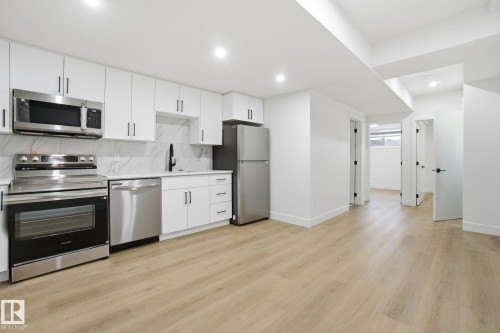 12307 91 Street, Edmonton, AB - Indoor Photo Showing Kitchen With Stainless Steel Kitchen
