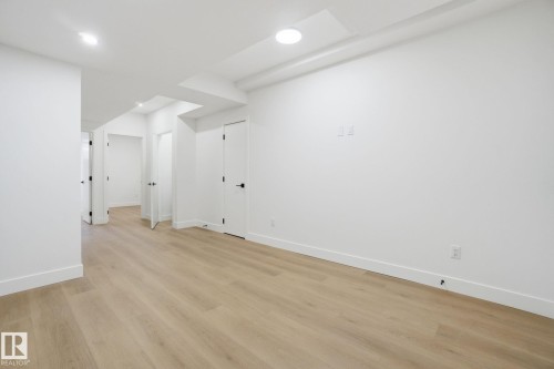 12307 91 Street, Edmonton, AB - Indoor Photo Showing Other Room