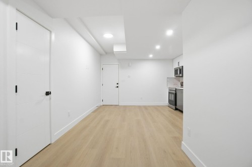12307 91 Street, Edmonton, AB - Indoor