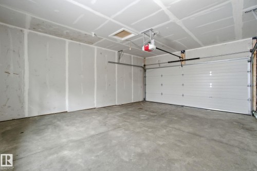 12307 91 Street, Edmonton, AB - Indoor Photo Showing Garage
