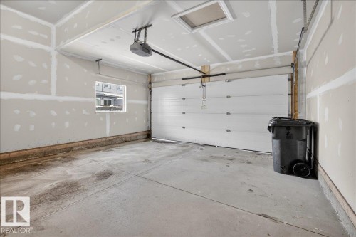 30 Aurea Bay, Spruce Grove, AB - Indoor Photo Showing Garage