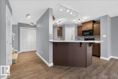 30 Aurea Bay, Spruce Grove, AB - Indoor Photo Showing Kitchen