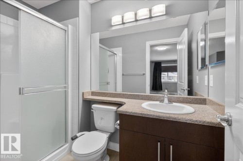 30 Aurea Bay, Spruce Grove, AB - Indoor Photo Showing Bathroom