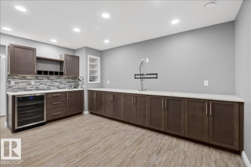 30 Aurea Bay, Spruce Grove, AB - Indoor Photo Showing Kitchen With Upgraded Kitchen