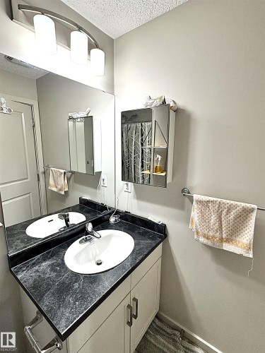 117 5521 7 Avenue, Edmonton, AB - Indoor Photo Showing Bathroom