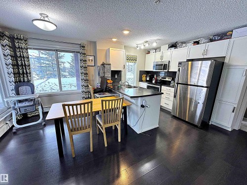 117 5521 7 Avenue, Edmonton, AB - Indoor Photo Showing Kitchen