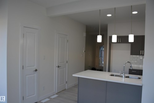 72 2710 66 Street, Edmonton, AB - Indoor