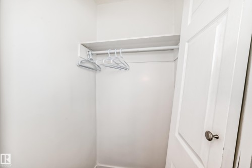 Edmonton, AB - Indoor Photo Showing Other Room