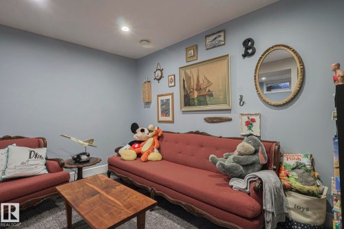 60 Bellevue Crescent, St. Albert, AB - Indoor Photo Showing Other Room