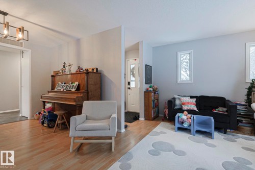 60 Bellevue Crescent, St. Albert, AB - Indoor