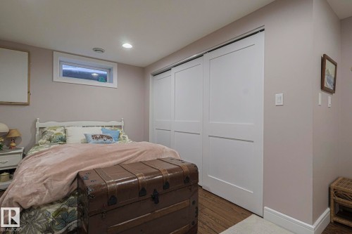 60 Bellevue Crescent, St. Albert, AB - Indoor Photo Showing Bedroom