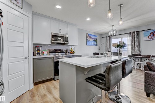 7637 Koruluk Place, Edmonton, AB - Indoor Photo Showing Kitchen