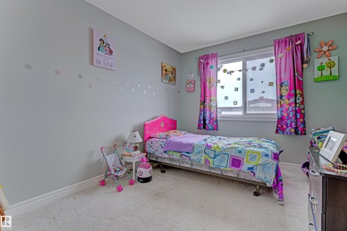 7637 Koruluk Place, Edmonton, AB - Indoor Photo Showing Bedroom