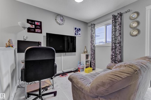7637 Koruluk Place, Edmonton, AB - Indoor
