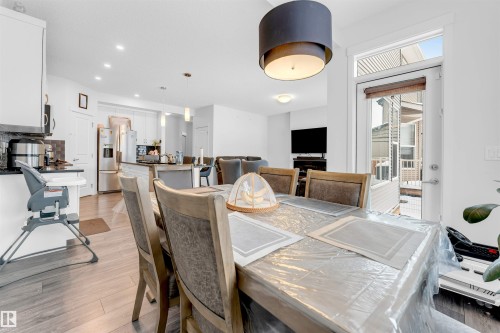 933 Mcconachie Boulevard, Edmonton, AB - Indoor Photo Showing Dining Room