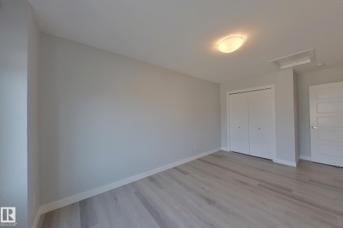 1653 Plum Circle Circle, Edmonton, AB - Indoor Photo Showing Other Room