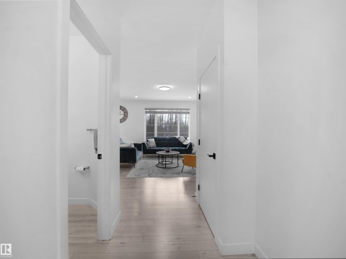 949 Stillwater Boulevard, Edmonton, AB - Indoor Photo Showing Other Room