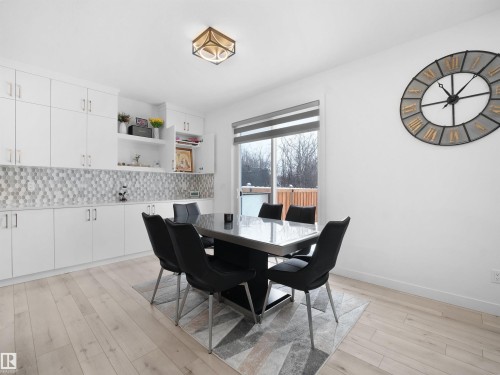 949 Stillwater Boulevard, Edmonton, AB - Indoor Photo Showing Dining Room