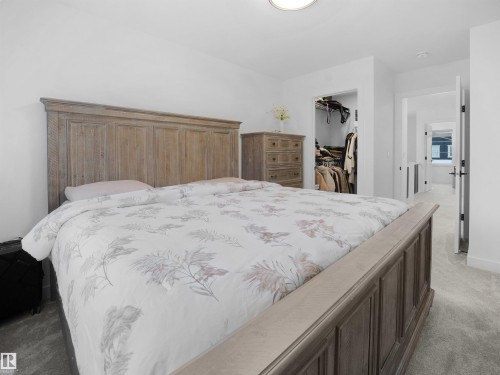949 Stillwater Boulevard, Edmonton, AB - Indoor Photo Showing Bedroom