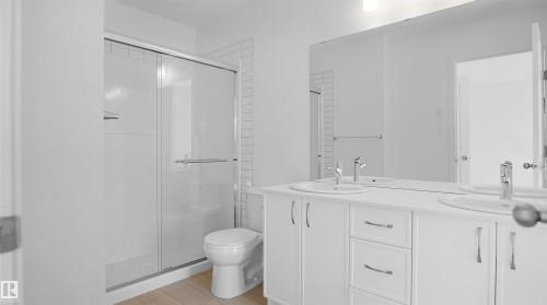 17510 5A Street, Edmonton, AB - Indoor Photo Showing Bathroom