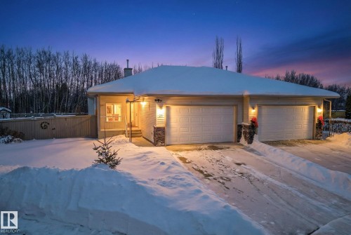25 Folkstone Place, Stony Plain, AB - Outdoor