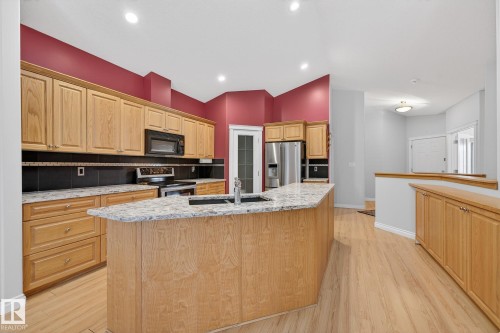 25 Folkstone Place, Stony Plain, AB - Indoor Photo Showing Kitchen With Double Sink