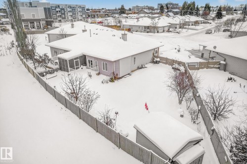 25 Folkstone Place, Stony Plain, AB - Outdoor