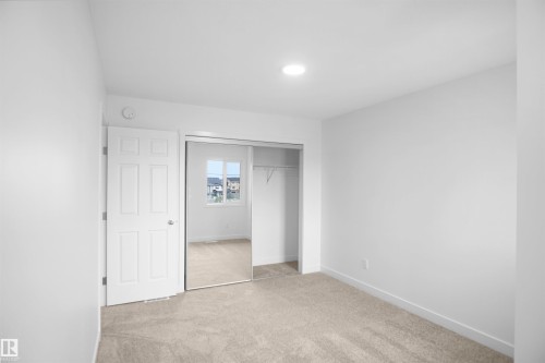 2544 211 Street, Edmonton, AB - Indoor Photo Showing Other Room