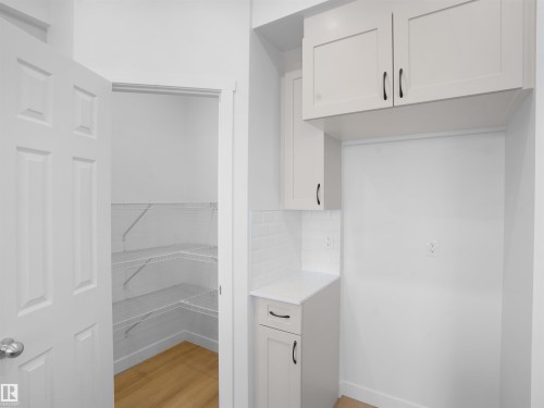 12119 34 Avenue, Edmonton, AB - Indoor