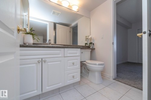801 10909 103 Avenue, Edmonton, AB - Indoor Photo Showing Bathroom