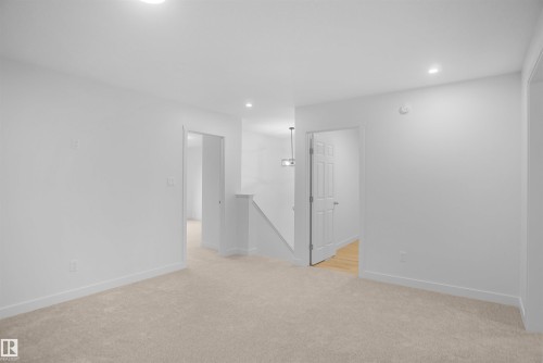 17408 7 Street, Edmonton, AB - Indoor Photo Showing Other Room