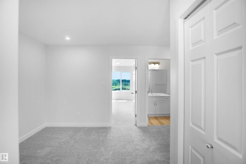 21023 25 Avenue, Edmonton, AB - Indoor Photo Showing Other Room