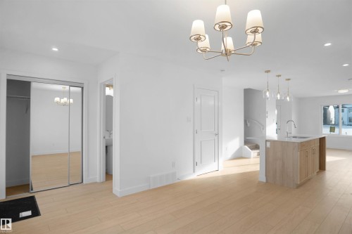 610 176 Avenue, Edmonton, AB - Indoor Photo Showing Other Room