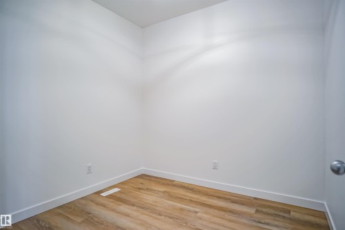 17632 4 Street, Edmonton, AB - Indoor Photo Showing Other Room