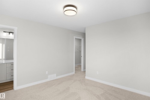 20919 16 Avenue, Edmonton, AB - Indoor Photo Showing Other Room